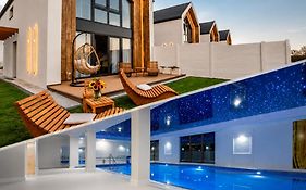 Olivina Park Spa - domki z dostępem do krytego basenu, saun, wyżywienia i atrakcji dla dzieci